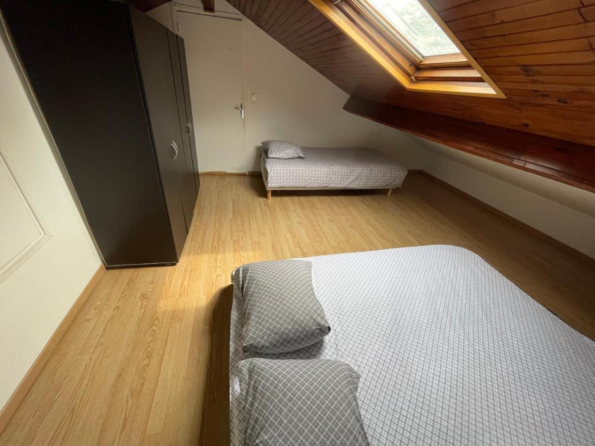 Agreable Appartement Dans Une Maison سان دوني المظهر الخارجي الصورة